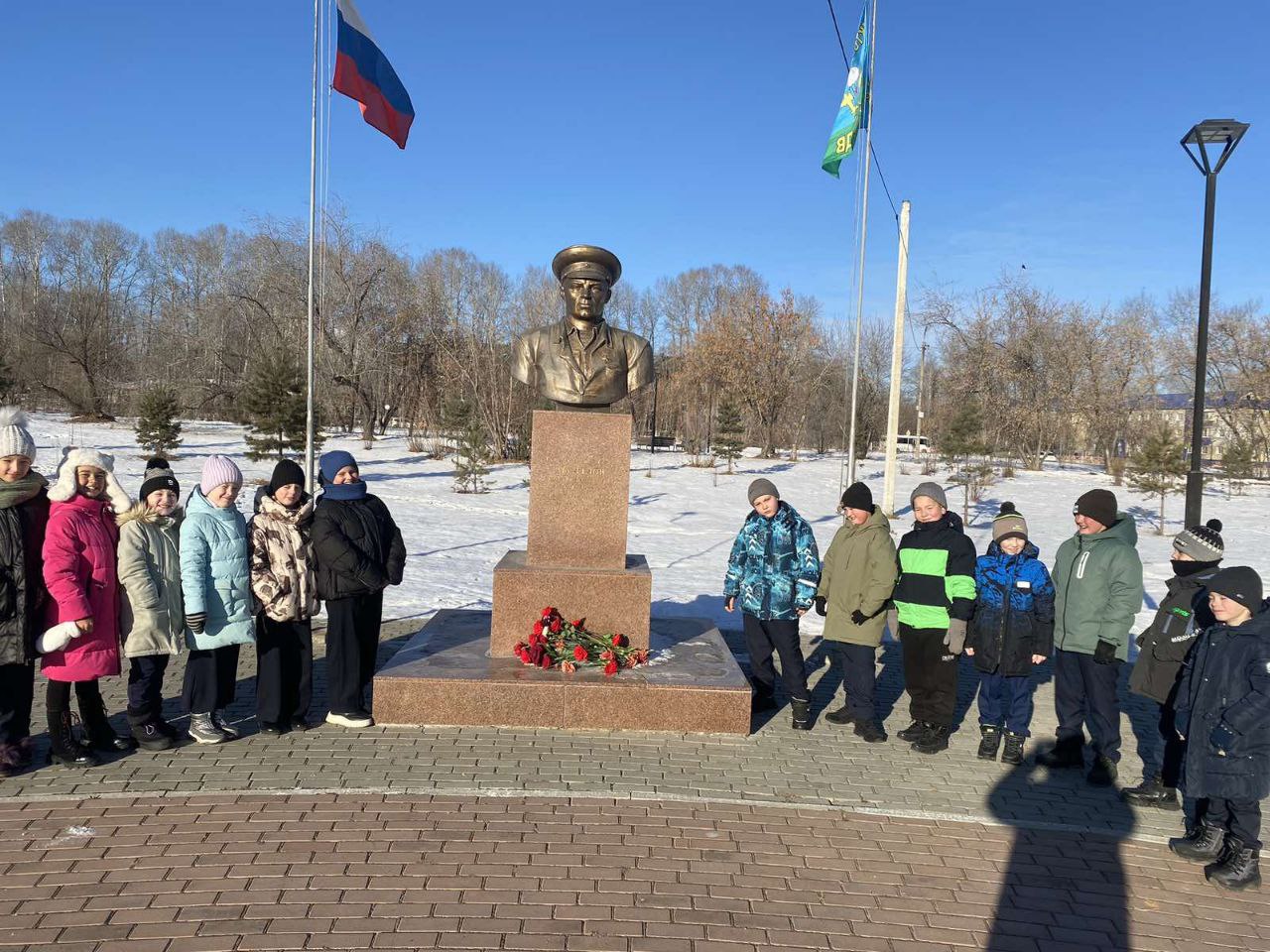 3 декабря в России отмечается памятная дата – День Неизвестного Солдата – в память о российских и советских воинах, погибших в боевых действиях на территории страны или за её пределами..